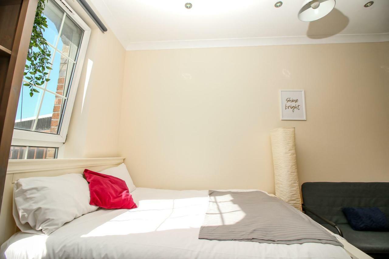 Private En-Suite Room @ Liverpool Street, Brick Ln ลอนดอน ภายนอก รูปภาพ