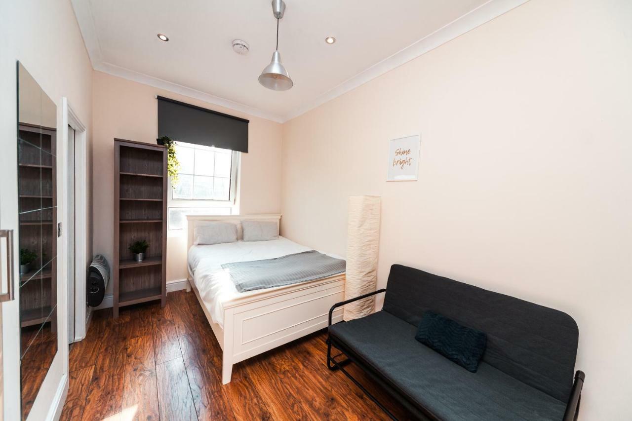 Private En-Suite Room @ Liverpool Street, Brick Ln ลอนดอน ภายนอก รูปภาพ